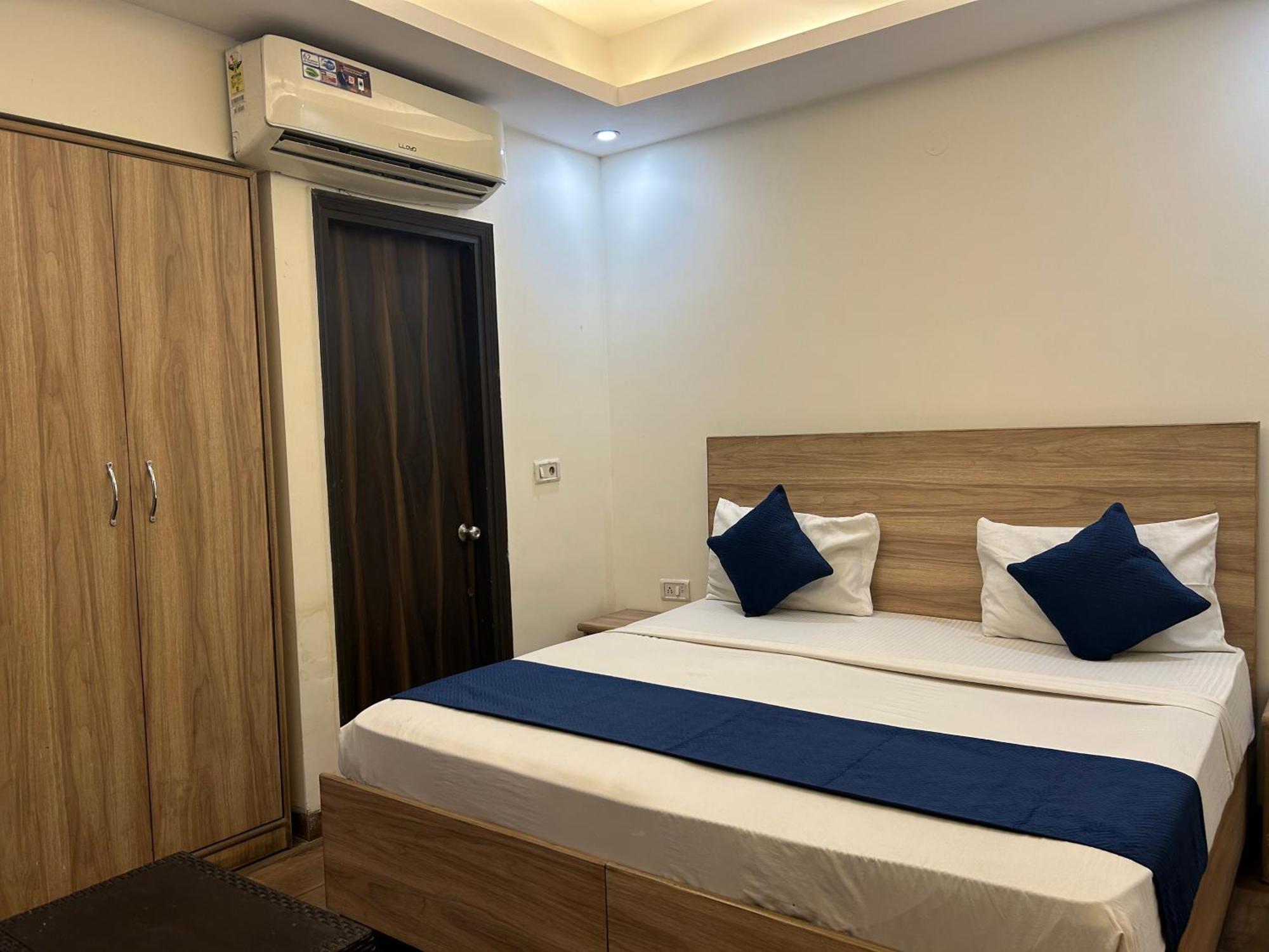 Airport Hotel Golden Bliss Near Delhi Airport New Delhi Exterior photo